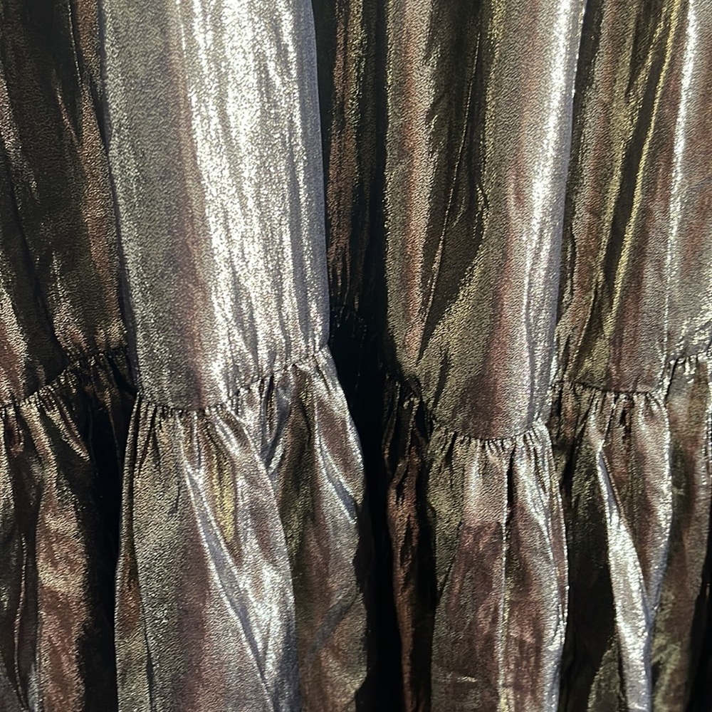 J Crew Gold Lamé skirt - Picture 2 of 3